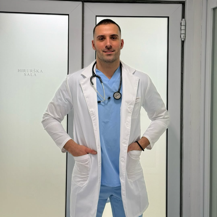Dr Nikola Igic